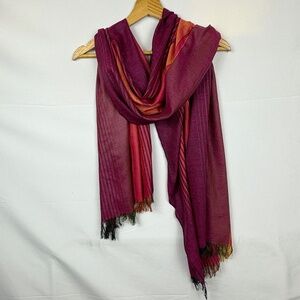 Scarf Wrap Shawl 35" X 23" NWOT Fringe Fall colors Unbranded No tags Lightweight